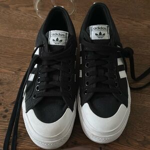 Adidas Nizza Platform shoes in the Core Black and Cloud White, womens 8.5